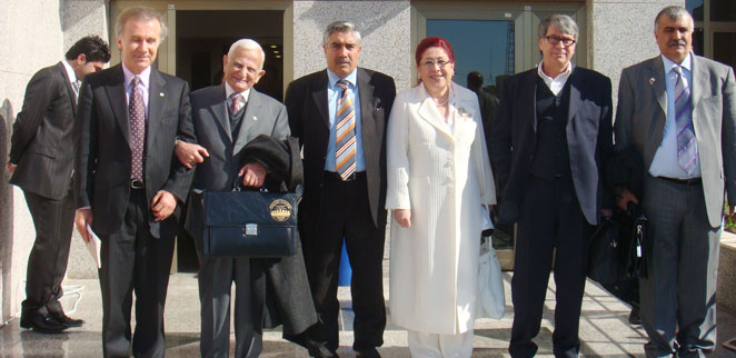 Kültür Bakanlığında Kendal Nezan, Malmisanij ve H. İbrahim Uçak ile birlikte…